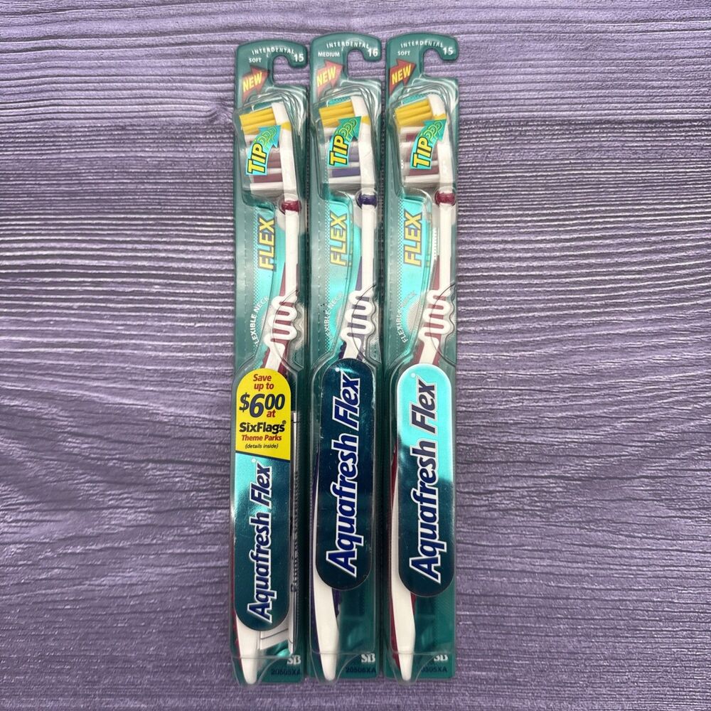 3 LOT VTG 2000 Aqua Fresh Flex Tip Toothbrush Soft Bristles 15/16 Interdental